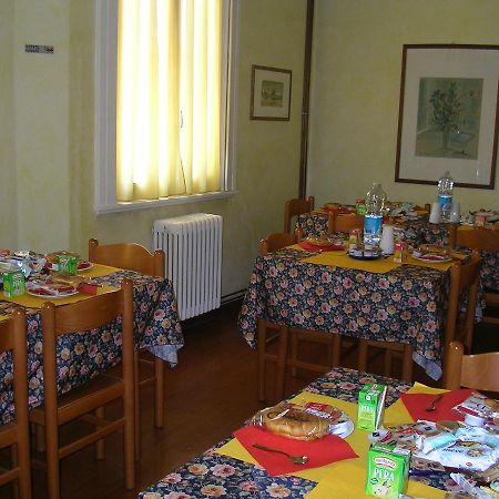 Albergo Cristallo เลนญาโน ภายนอก รูปภาพ