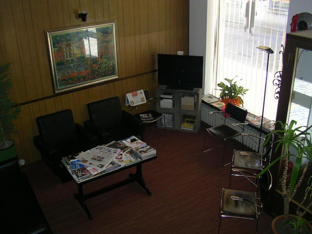 Albergo Cristallo เลนญาโน ภายนอก รูปภาพ