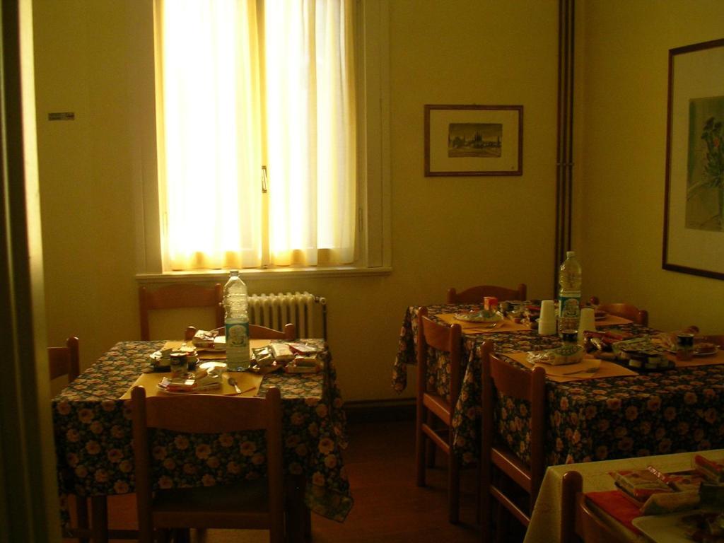 Albergo Cristallo เลนญาโน ภายนอก รูปภาพ