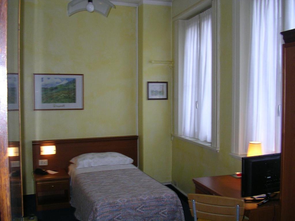 Albergo Cristallo เลนญาโน ห้อง รูปภาพ